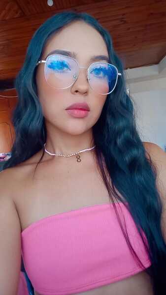 Darsteller DaniCastro777 Foto 2