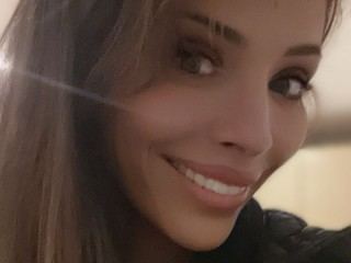 BelladonaParis profilbild på webbkameramodell