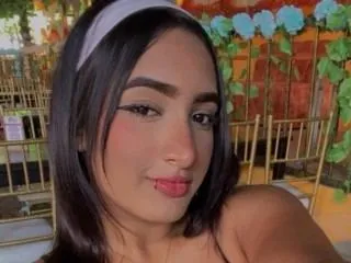 sarastreep profielfoto van cam model
