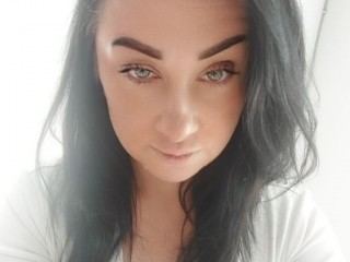 Image de profil du modèle de webcam Alison2727