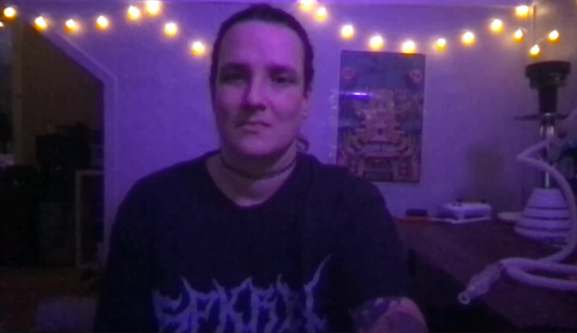 Artist xoxotegan Video 1