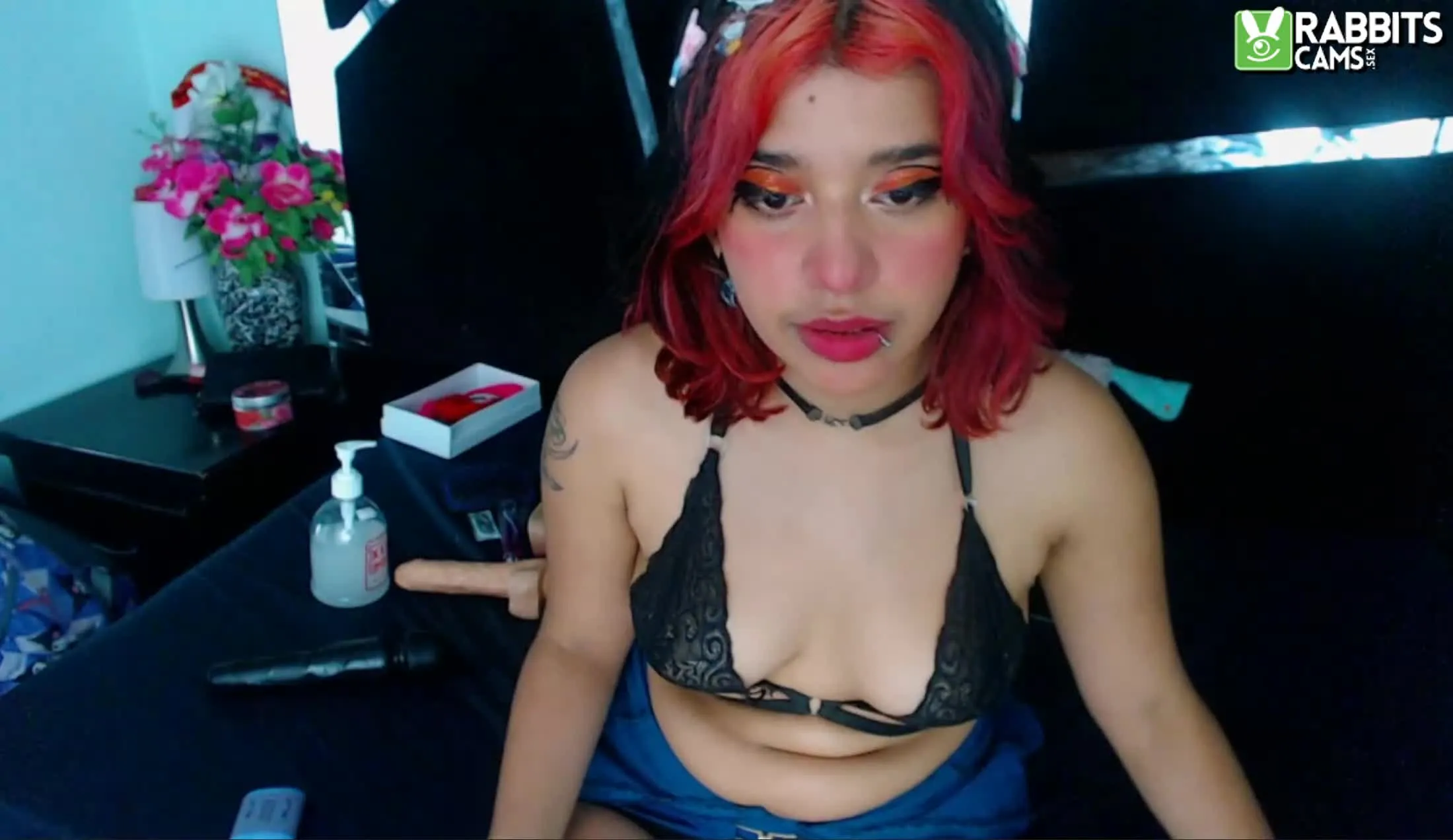 Performer UnderBaby Video 2