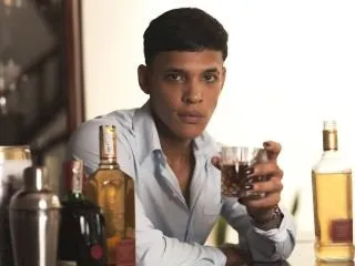 Imagen de perfil de modelo de cámara web de LeandroMalik