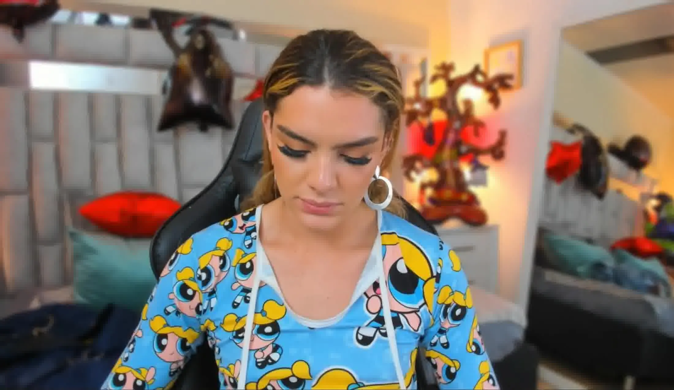 Interprete mariiahneedles Video 2