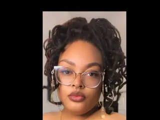 Madame_Satori profilbild på webbkameramodell