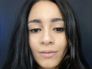 Image de profil du modèle de webcam SophiaAmu