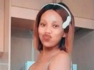 Image de profil du modèle de webcam BigCurvyAssx21