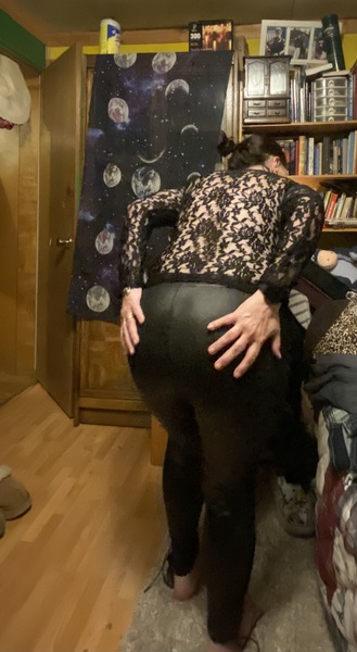 Intérprete MistressMiaMystic Foto 3