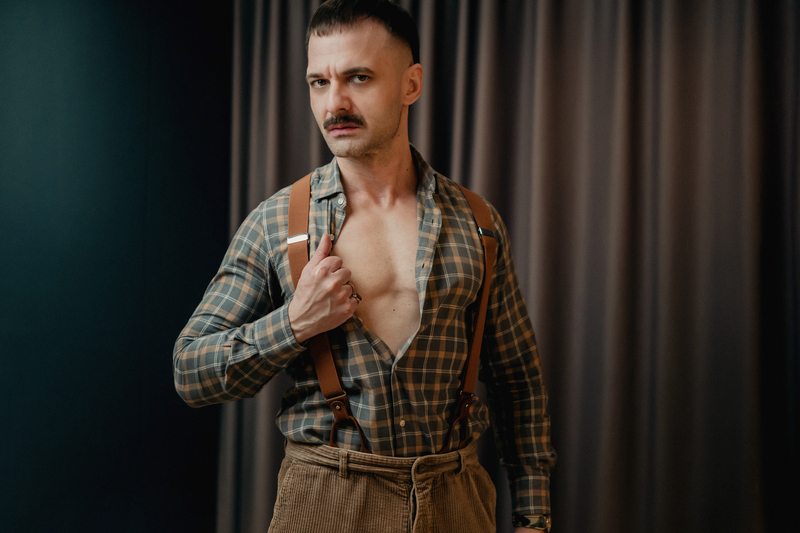 Artista Corvin Foto 3