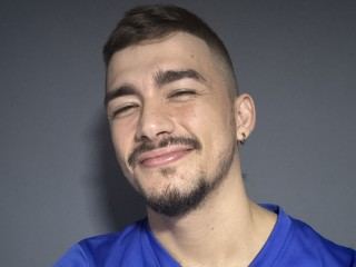 Alessandrofalcon profilbild på webbkameramodell