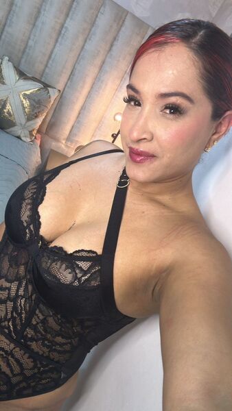 Interprete ValeriaMonnroy Foto 5