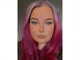 Imagen de perfil de modelo de cámara web de TattedBrit