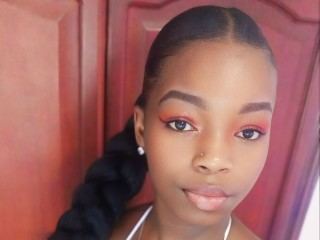 LucianaVasquez Profilbild des Cam-Modells