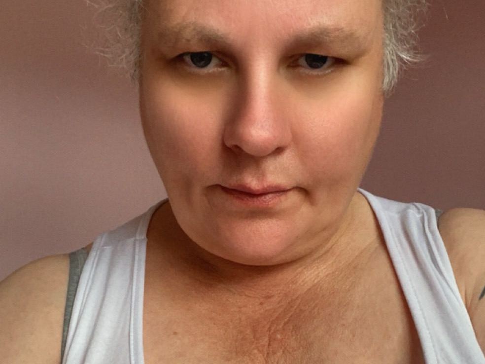 Angelena profilbild på webbkameramodell