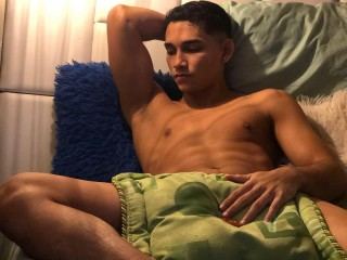 Imagen de perfil de modelo de cámara web de dan_hot18cm