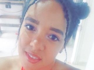 MayraBennet profilbild på webbkameramodell