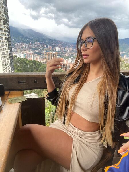 Performer Irinajonnes21 Photo 2