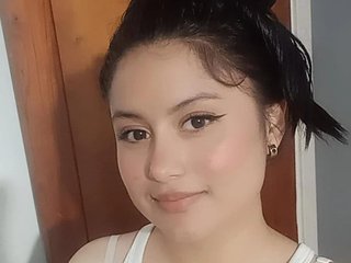 Sophia_sweet223 immagine del profilo del modello di cam