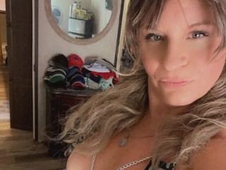 BellaSweetss immagine del profilo del modello di cam