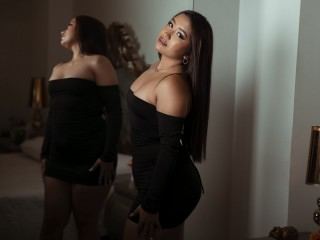 GinaDavila profielfoto van cam model