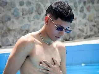 TomasRose profilbild på webbkameramodell