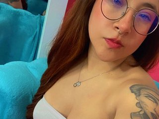 Crystalrennie profielfoto van cam model