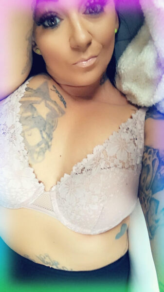 Utøver TattedBabe121 Bilde 5