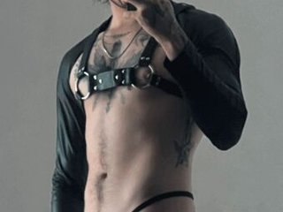 CuteGreek cam model profile picture