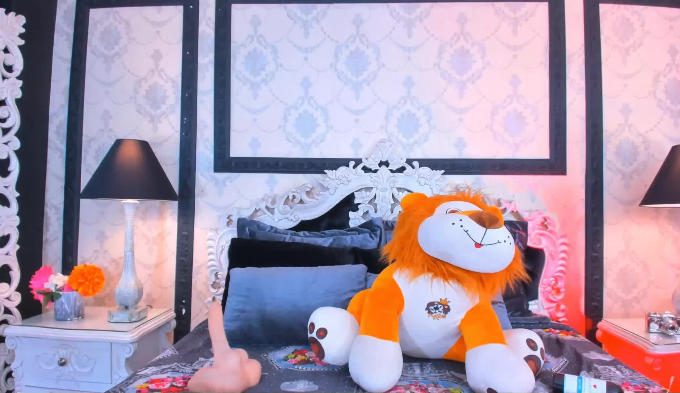 Interprete ZuzanHoll Video 1