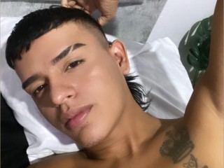 Imagen de perfil de modelo de cámara web de Keynerbigcock18