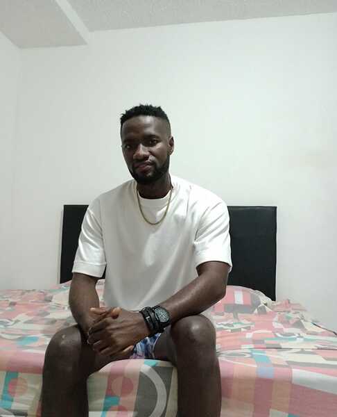 Darsteller MaxLuv77 Foto 4