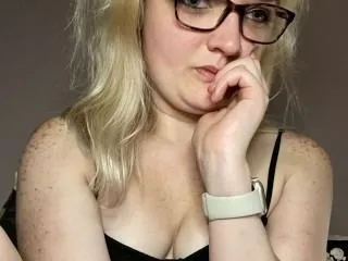 Clo_xox cam model profile picture