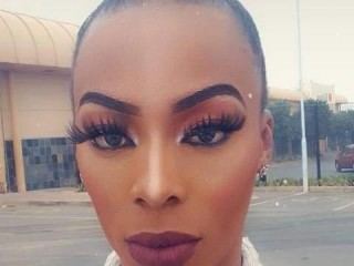 Firegodess21 profilbild på webbkameramodell