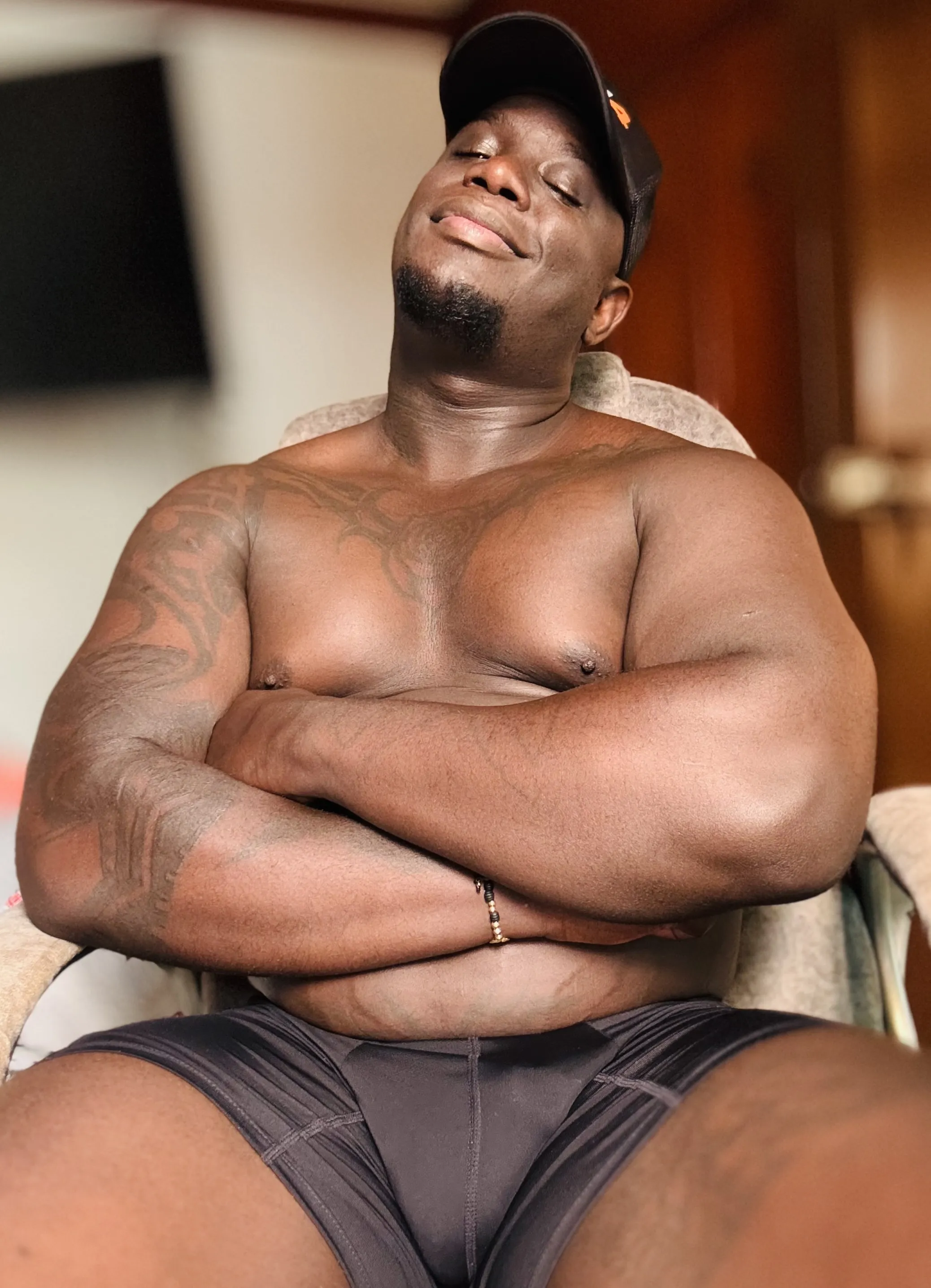 Artiest MuscularJohn Foto 1