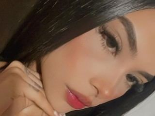 LilScarleth cam model profile picture 