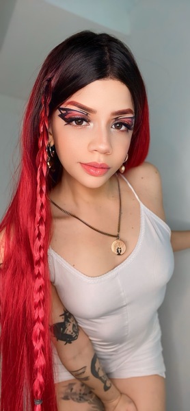 Interprète Yeluexxx Photo 2