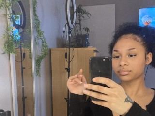 Image de profil du modèle de webcam Maddison50