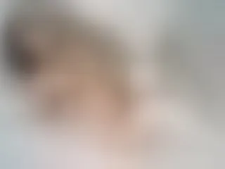 Image de profil du modèle de webcam AishaRuso