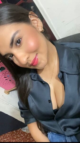 Artiest MiaSaenzmml Foto 3