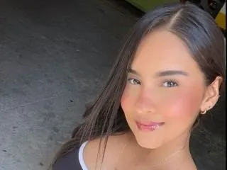 Imagen de perfil de modelo de cámara web de MiaSaenzmml