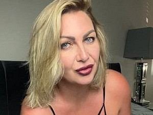 LeighDarbyBabestation profielfoto van cam model