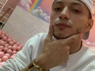 Image de profil du modèle de webcam cosmoandjohn