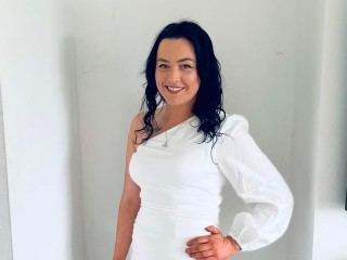 Harrietlouise cam model profile picture 