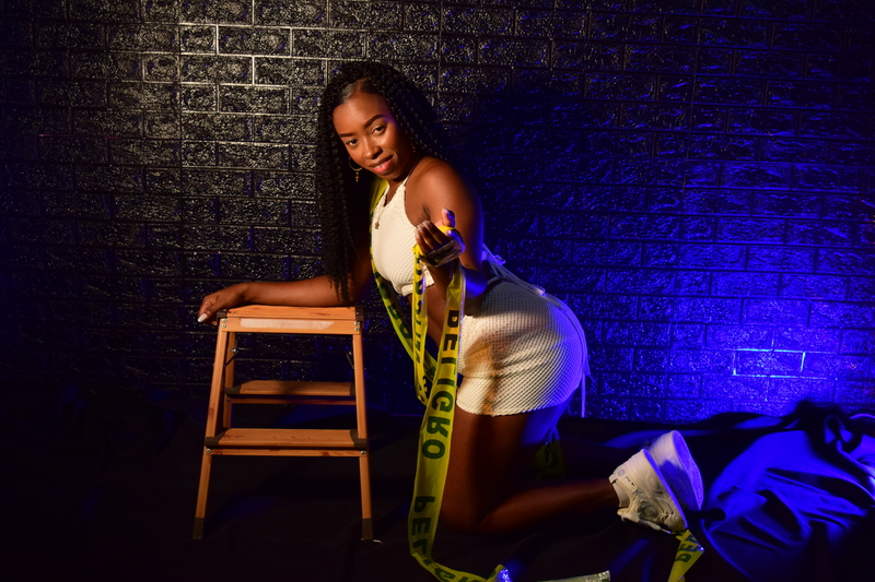 Artiest AngelAvni Foto 2