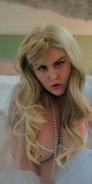 Performer LunaPMorningstar Photo 8