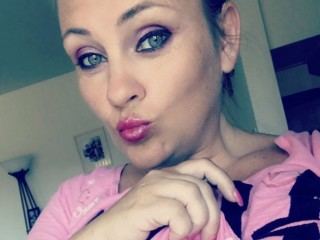 TrixeeTreats23 cam model profile picture 