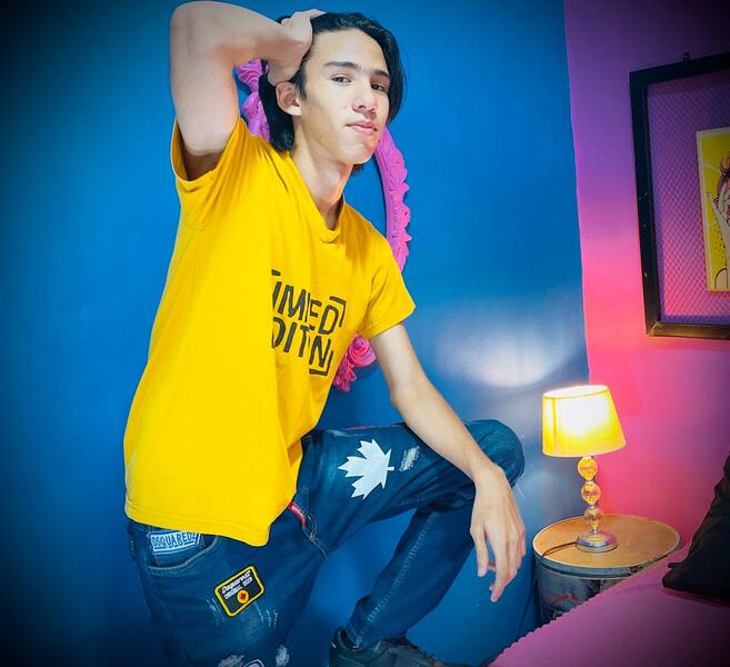 Performer RonyMiller Photo 7