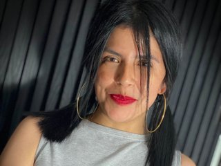 CataleyaLars cam model profile picture