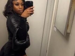 MyaJones24 cam model profile picture 