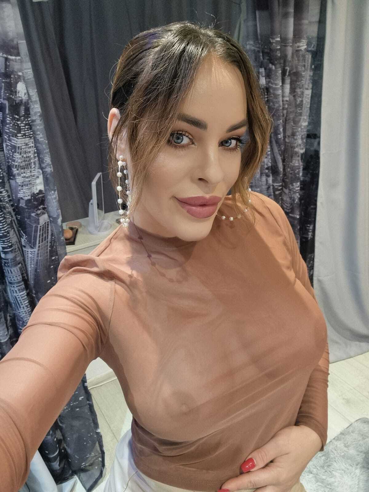 Interprete Rosemaryevan Foto 1